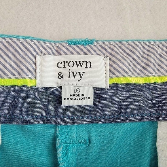 CROWN and Ivy Womens Plus Size 16W Shelby Aqua Blue Print Shorts - Picture 4 of 6